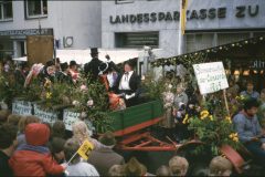 image085